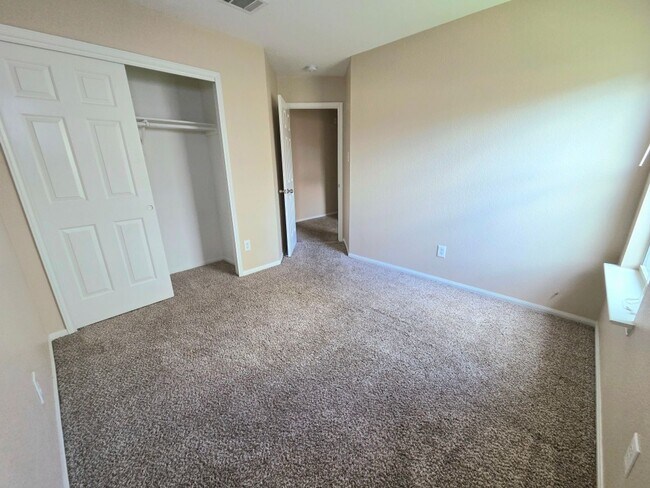 Building Photo - 4 Bed/ 2 Bath in Killeen TX