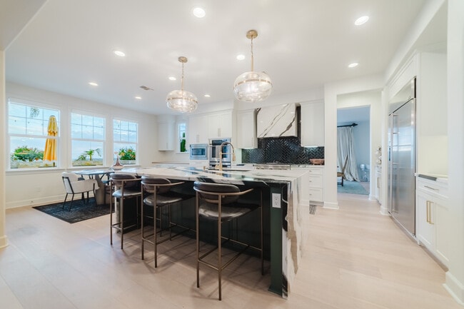 Building Photo - 7337 Corte TOMILLO