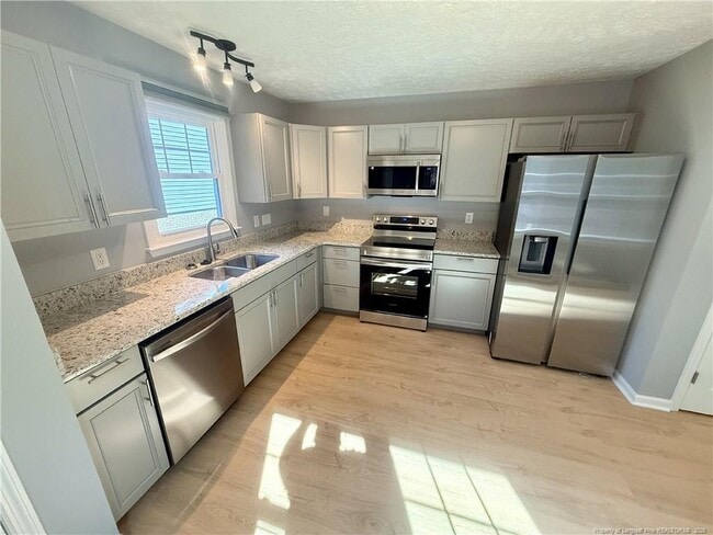 Building Photo - 6439 Applewhite Rd