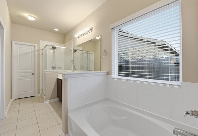 Building Photo - 7530 Foxwaithe Ln