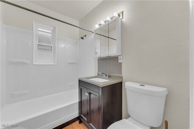 Building Photo - 5208 Lee Rd