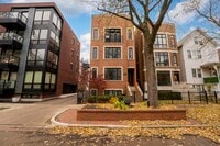 Building Photo - 3716 N Kenmore Ave