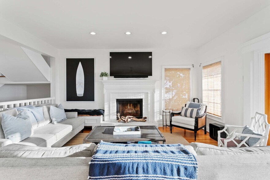 Building Photo - 20060 Gulf Blvd