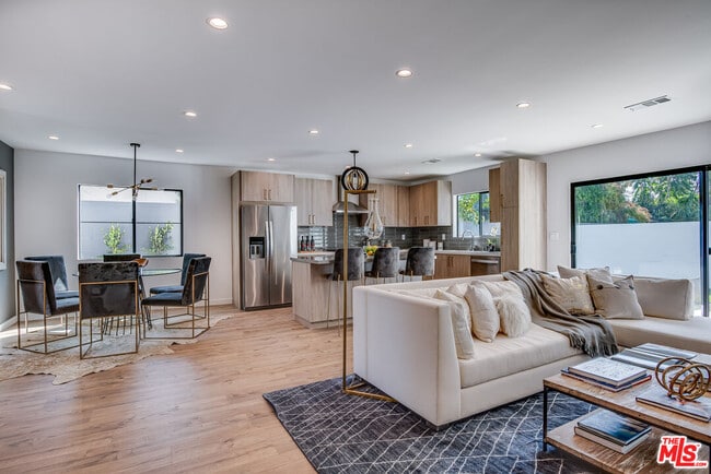 Building Photo - 13026 Calvert St