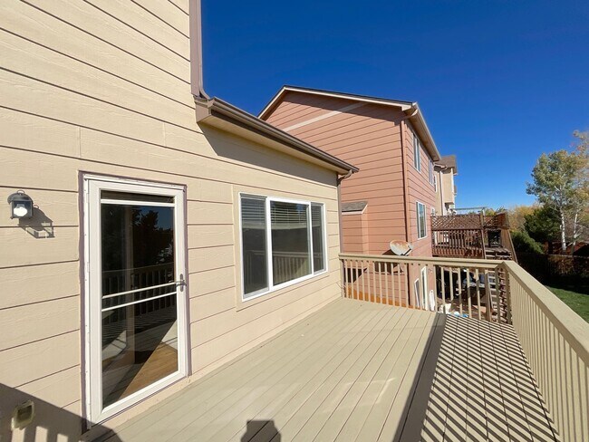 Building Photo - 4 Bedroom Home Available Near Barnes Rd & Peterson Rd!