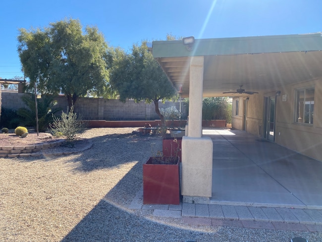 Building Photo - 7940 E Constant Pl