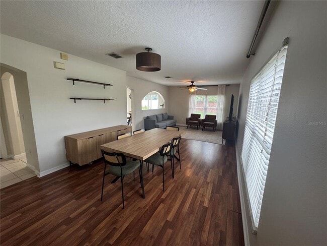 Building Photo - 15249 Harrowgate Way