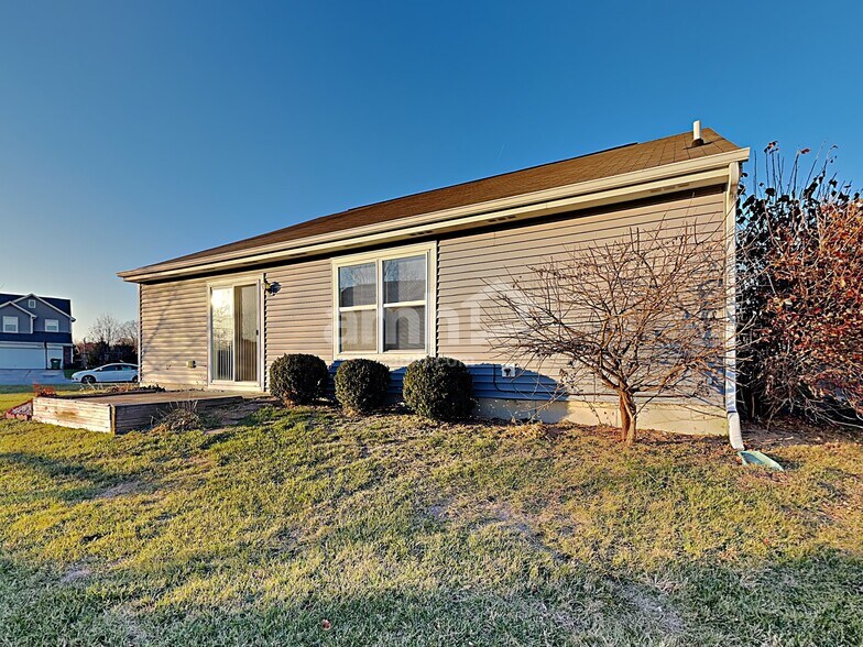 Building Photo - 8059 Sydney Ln