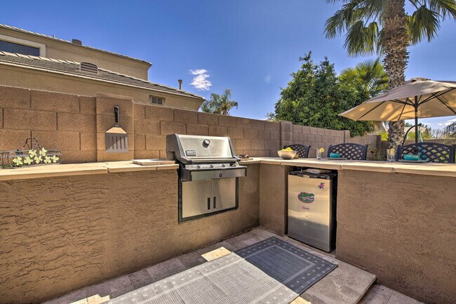 Building Photo - 3759 E Fruitvale Ave