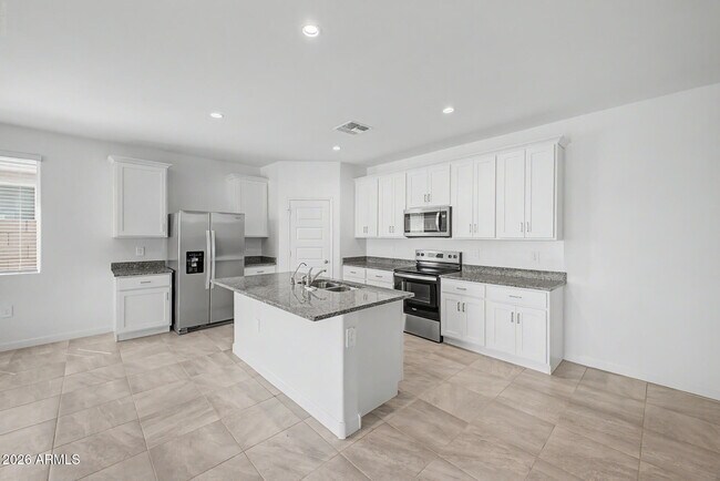 Building Photo - 38155 W Giallo Ln