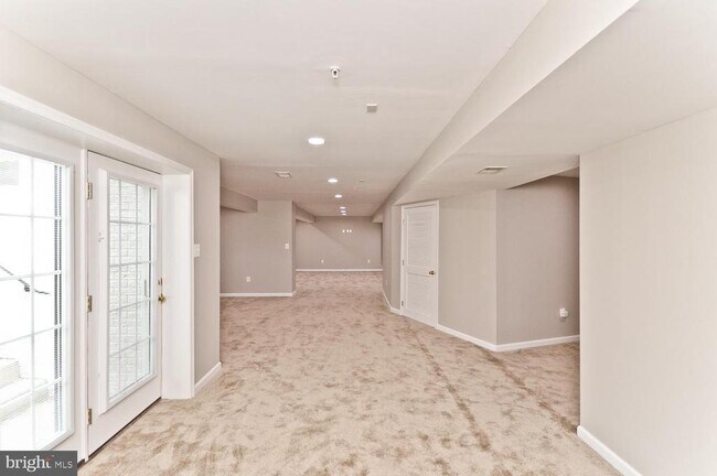 Building Photo - 8006 KINGSMILL Rd