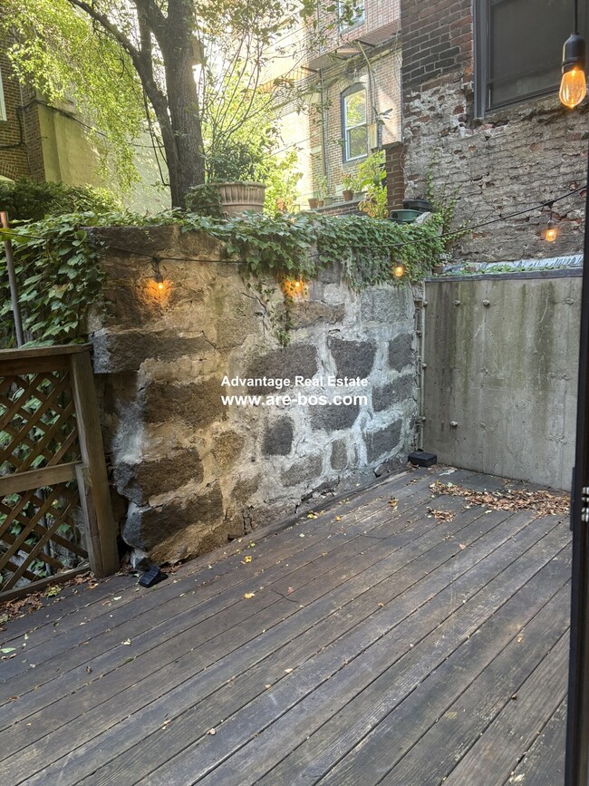 Building Photo - 37 Sheafe St