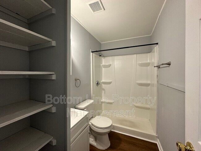 Building Photo - 1261 Thelbert Dr
