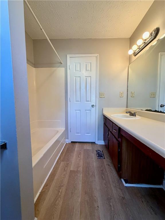 Building Photo - 1911 Shenandoah Valley Ln SE