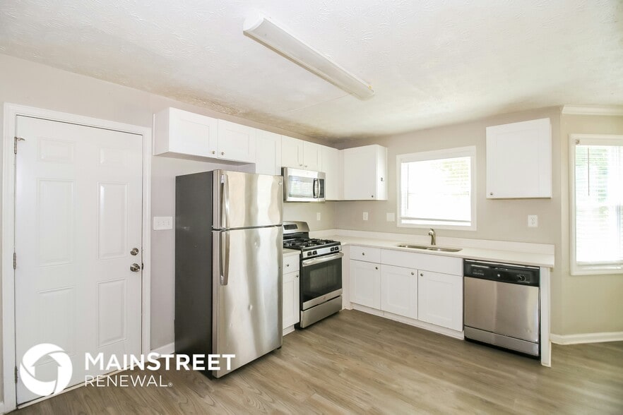 Building Photo - 115 Anna Ave