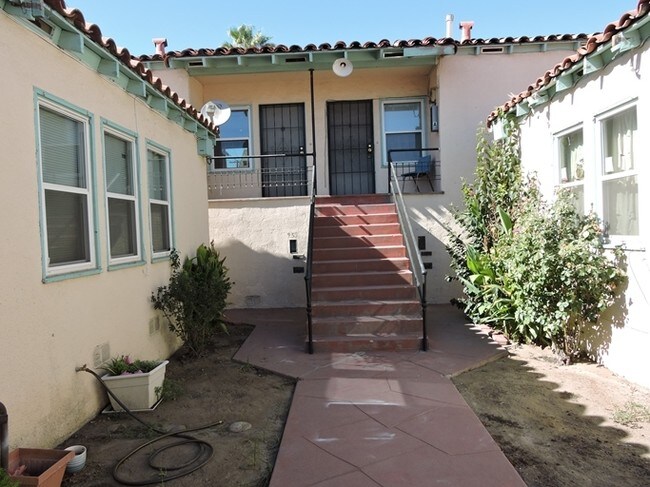 Building Photo - 931 E Divisadero St