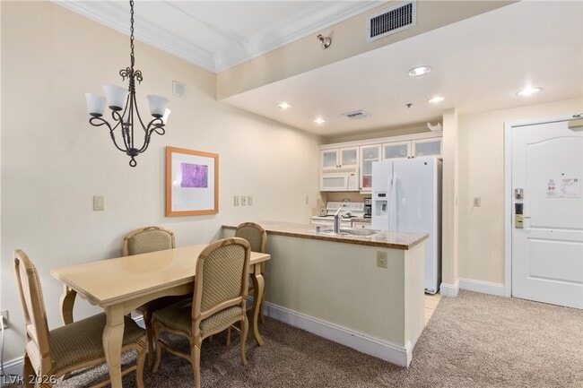 Building Photo - 30 Strada Di Villaggio