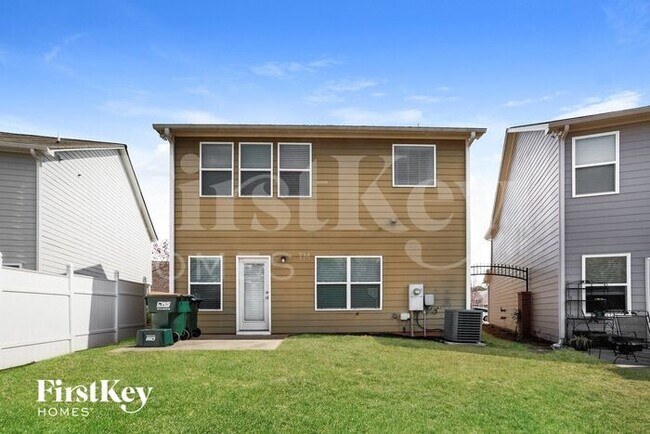 Building Photo - 111 Northfield Cir