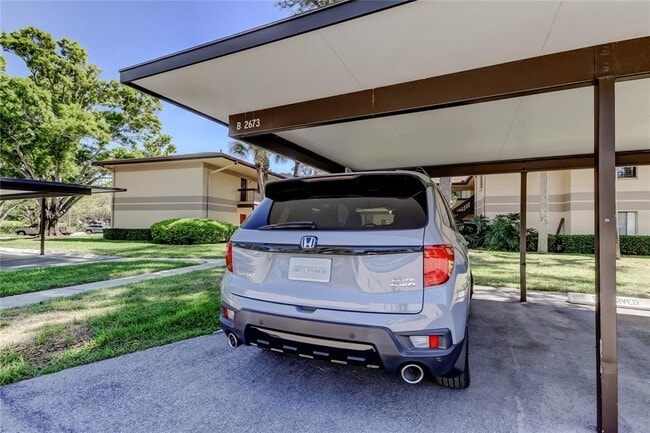 Building Photo - 2673 Sabal Springs Cir