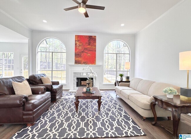 Building Photo - 113 Loyola Cir