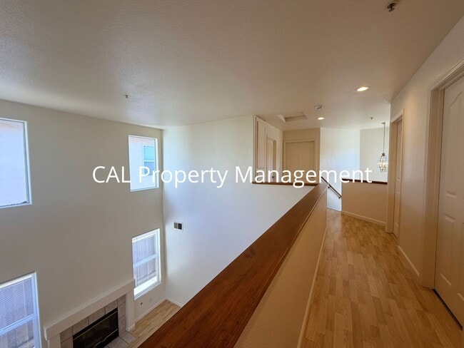 Building Photo - 1159 Cobblestone St