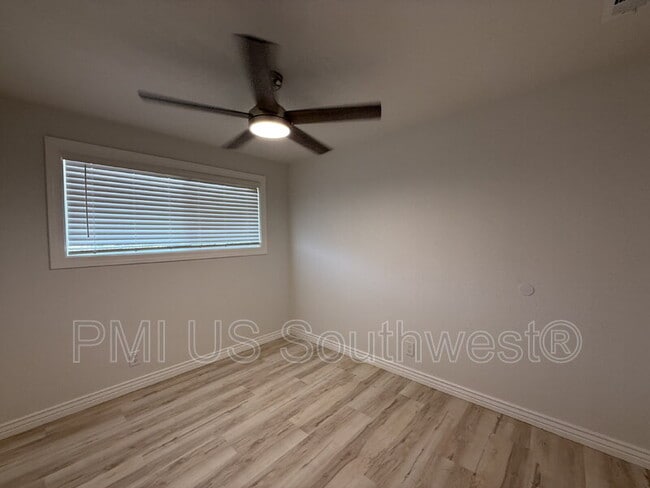Building Photo - 315 Moser Ave