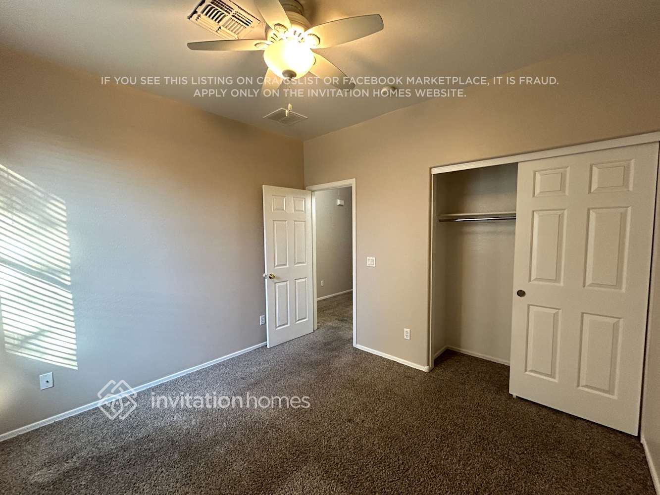 Building Photo - 6805 S 70th Dr