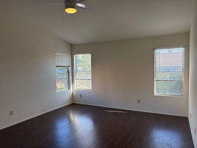 Building Photo - Four Bedroom Home in Sante Fe Hills, San M...