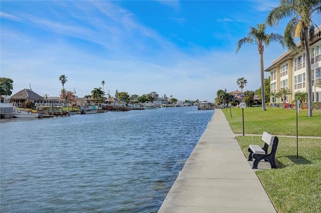 Building Photo - 4518 Garnet Dr