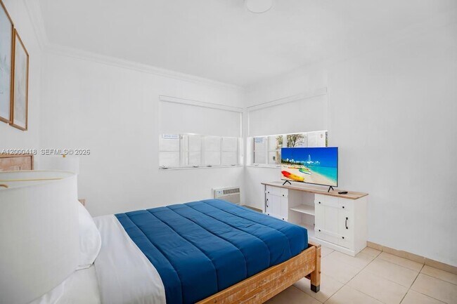 Building Photo - 301 86th St