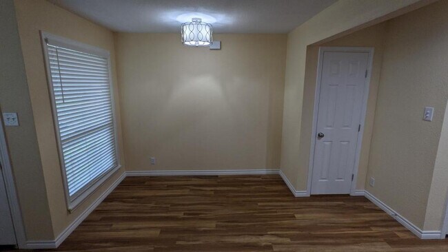 Building Photo - 7253 Rimwood St