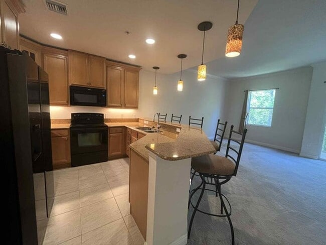 Building Photo - 12547 SE Old Cypress Dr