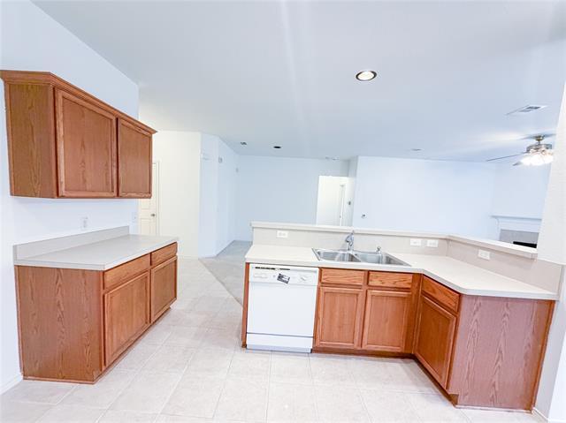 Building Photo - 1737 White Feather Ln