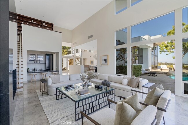 Building Photo - 1436 Summitridge Dr