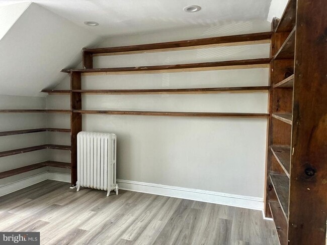 Building Photo - 7848 Montgomery Ave