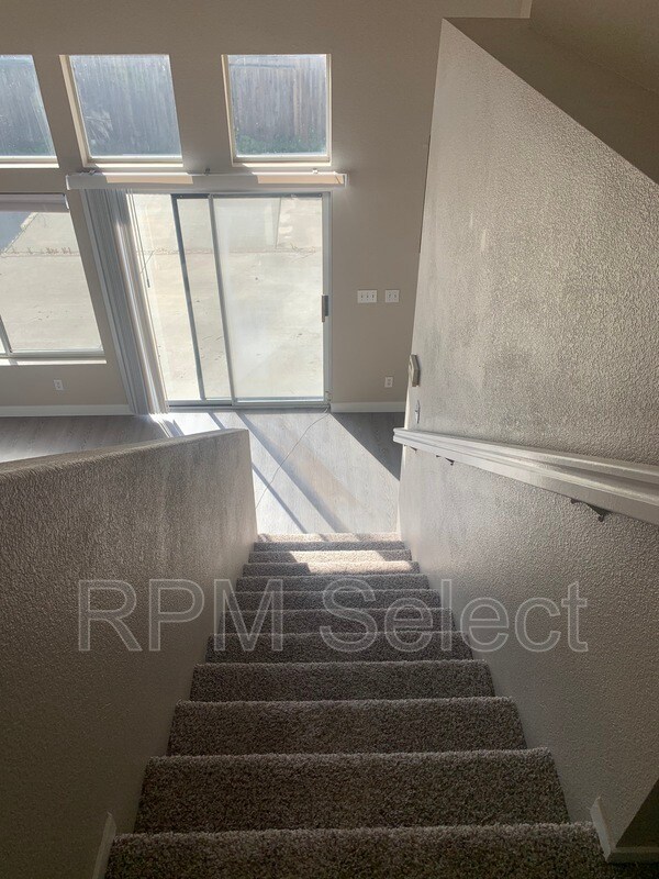 Building Photo - 4932 Chaps Ct