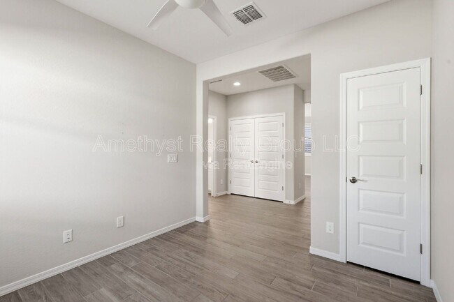 Building Photo - 13179 W Brookhart Way