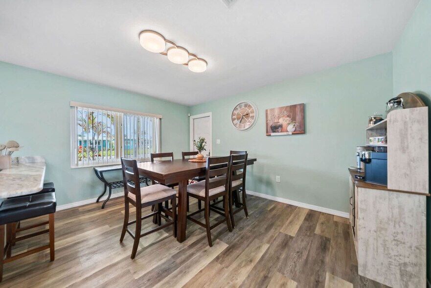 Building Photo - 456 Barrello Ln