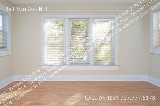 Building Photo - 341 9th Ave NE