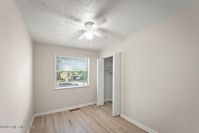 Building Photo - 5941 Caribbean Dr S