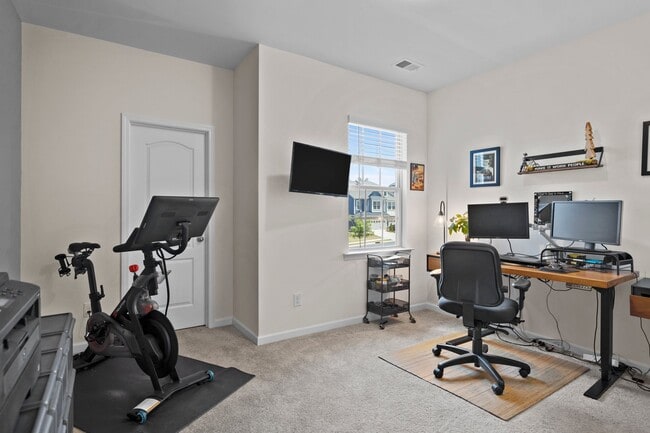 Building Photo - 637 Amber Meadows Way