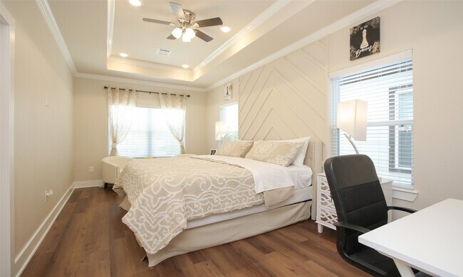 Building Photo - 3537 Mt Pleasant St