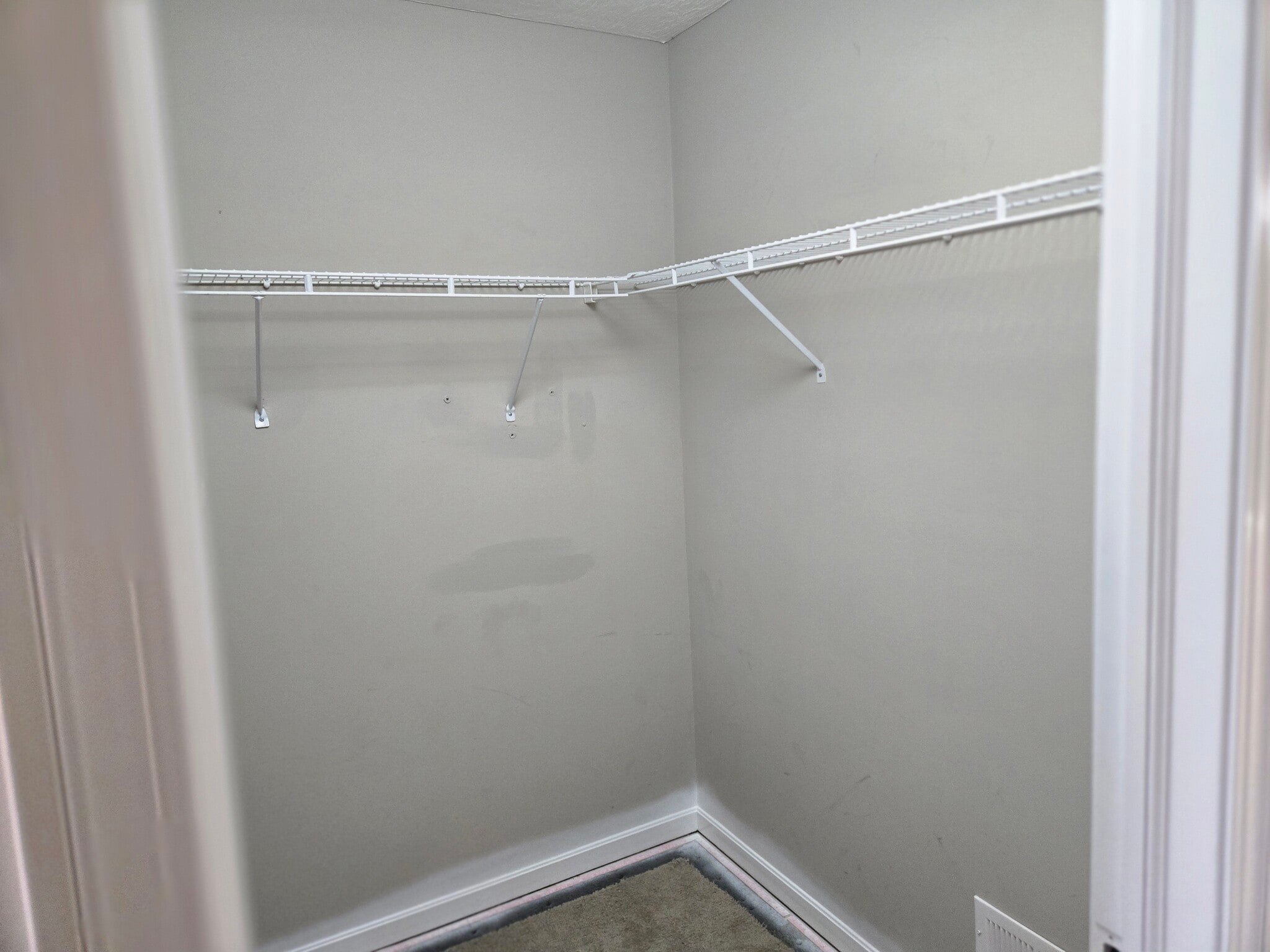 Building Photo - 5853 Honors Ct