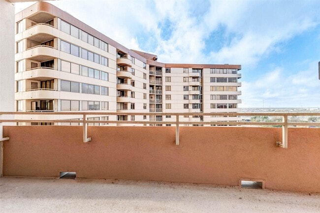 Building Photo - 3505 Sage Rd