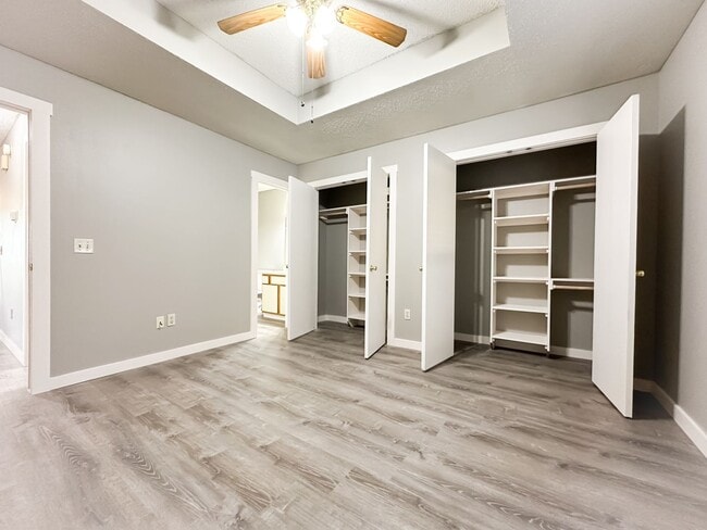 Building Photo - 1444-1446 N Dawn Drive