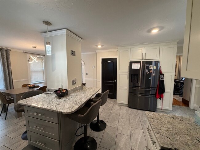 Building Photo - 21 Englewood Ave