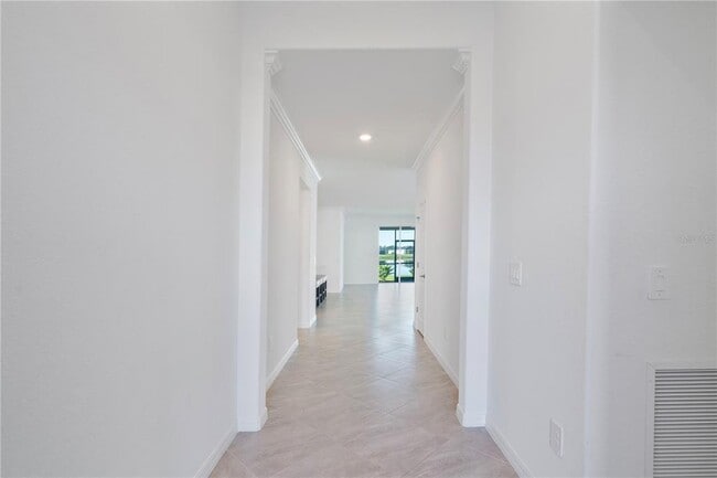 Building Photo - 17604 Fallen Br Wy