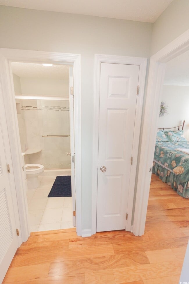 Building Photo - 697 Tupelo Ln