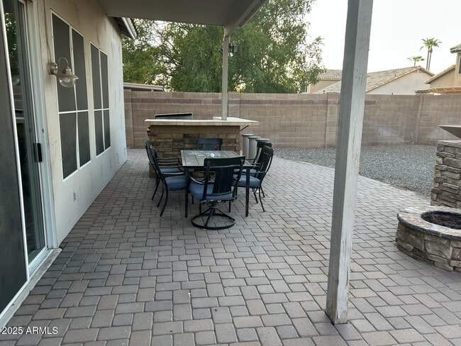 Building Photo - 7374 W Los Gatos Dr