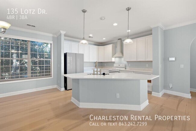 Building Photo - 135 Lotz Dr